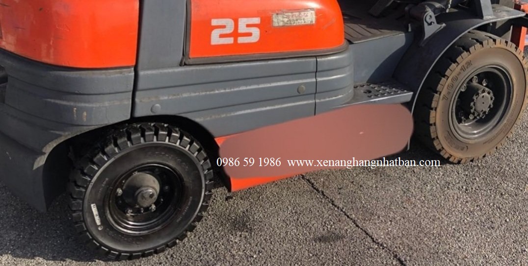 Lốp xe nâng Toyota 2.5 tấn, model 5FD25, 6FD25, 7FD25, 8FD25